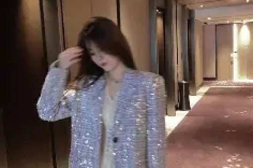 一天3大瓜！带着女儿偷腥、偷税漏税、滞留迪拜件件荒唐可笑