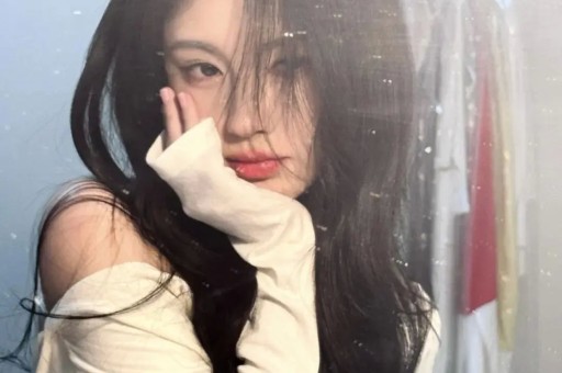 真热闹！张雨绮被曝怀孕、胡歌初恋疑发文开撕王一博辟谣当爹